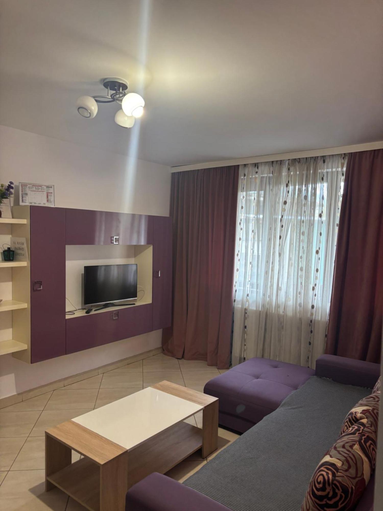 Km 0 Residence Piatra Neamt Exterior photo