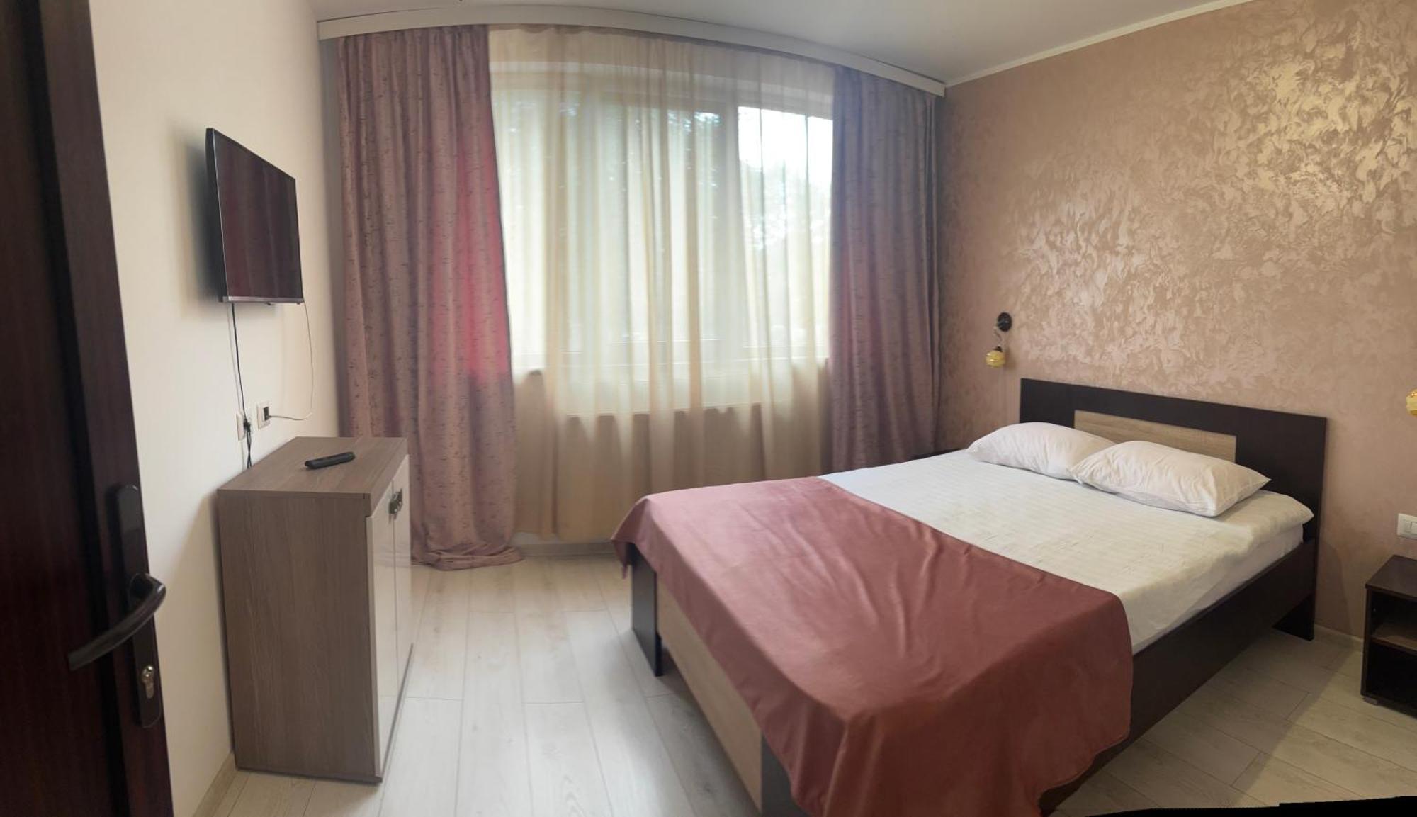 Km 0 Residence Piatra Neamt Exterior photo